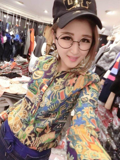 WT5614 Abstract Pattern Top Yellow