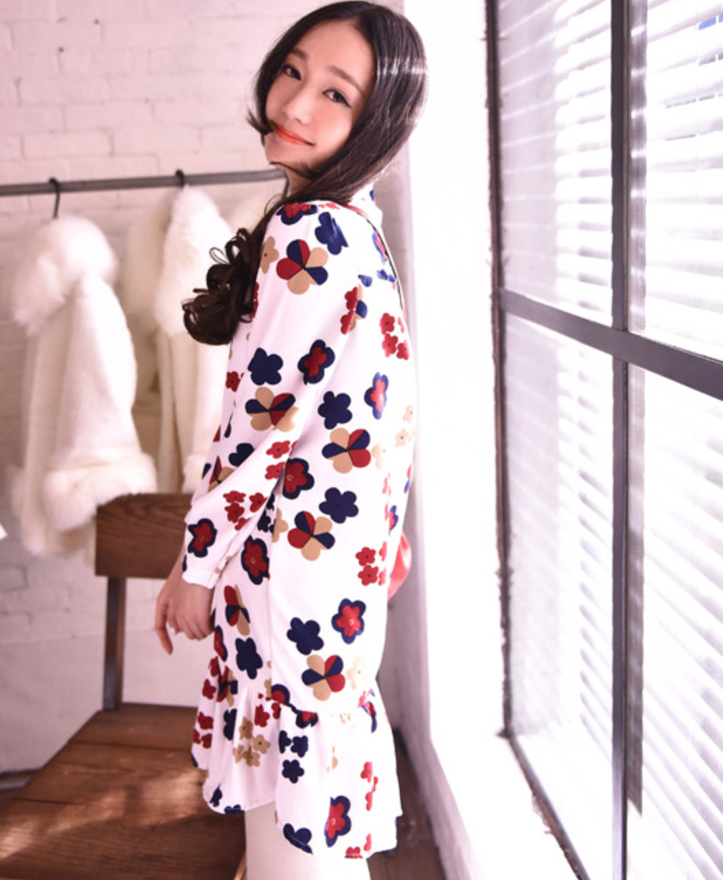 WD5683 Floral Dress White 