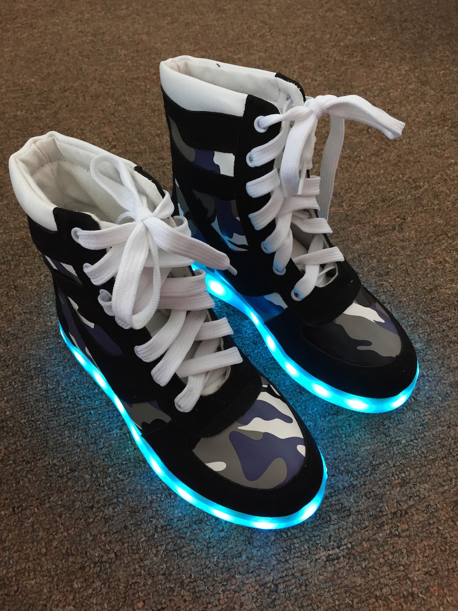 WS002 Cool Multi Colour LED Shoes Black