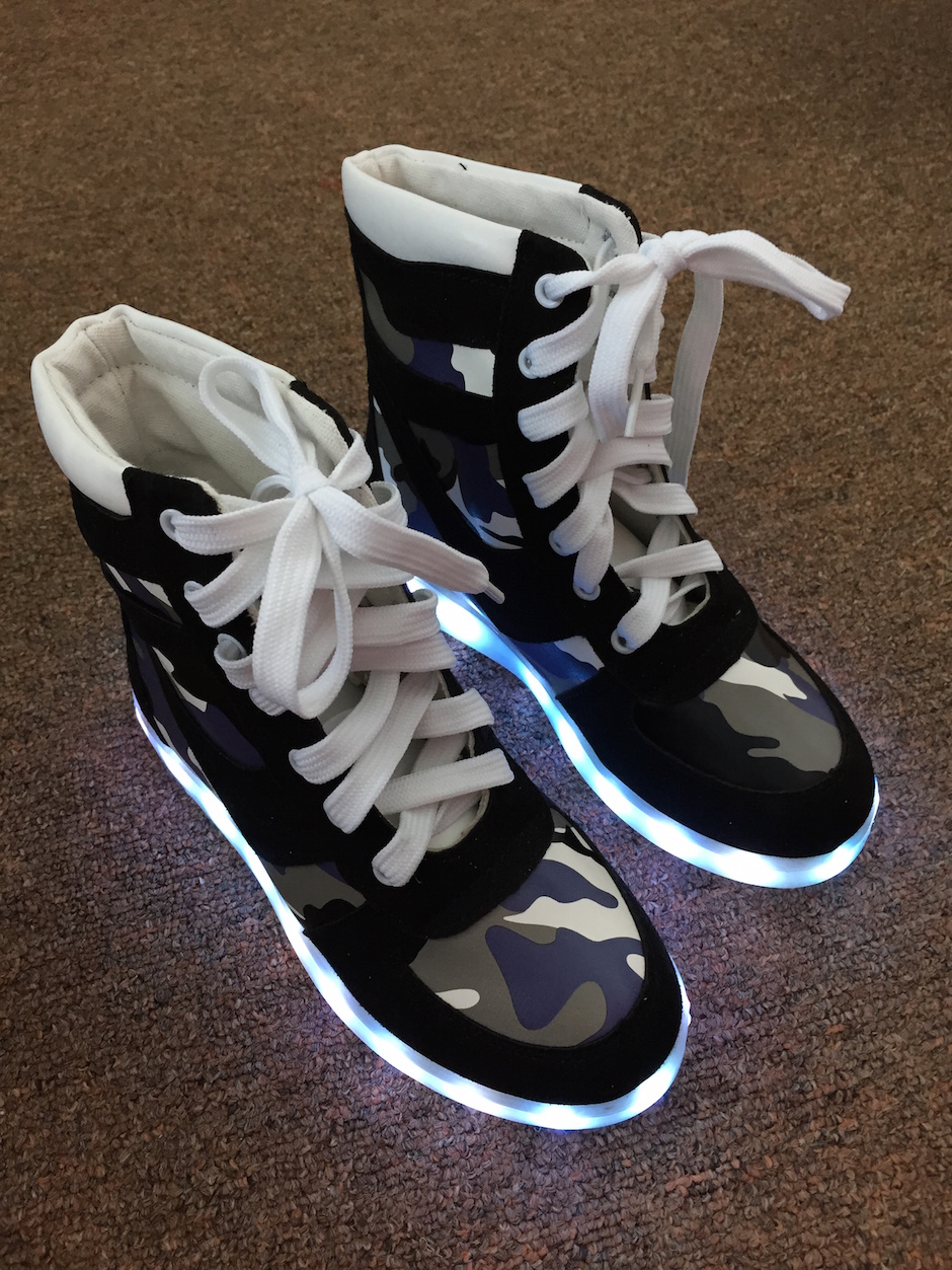 WS002 Cool Multi Colour LED Shoes Black