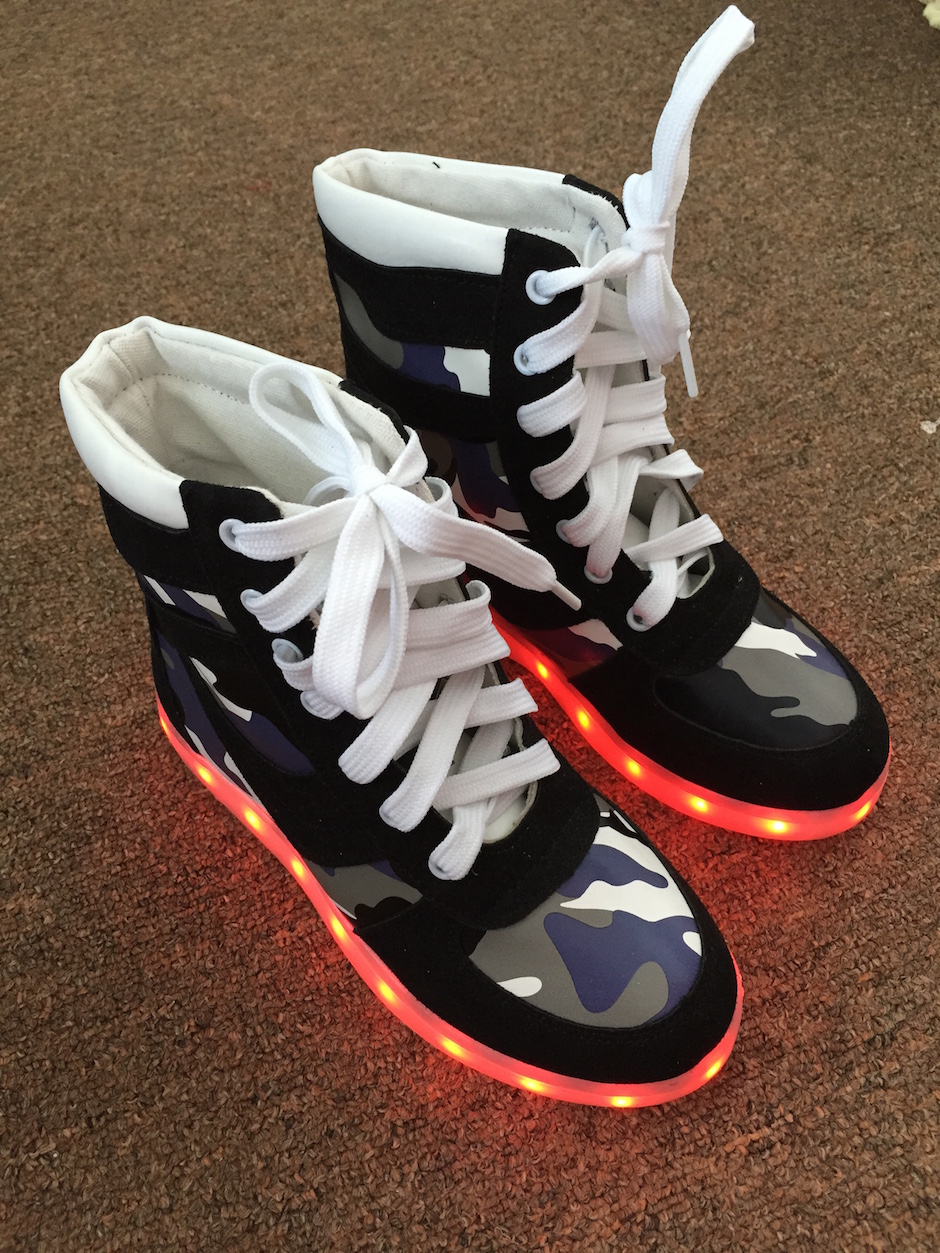 WS002 Cool Multi Colour LED Shoes Black