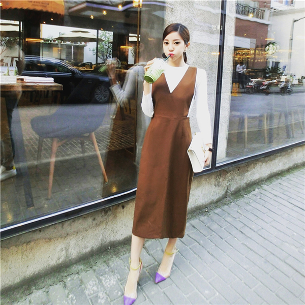 WD6673 Fashion Sleeveless Dress Brown