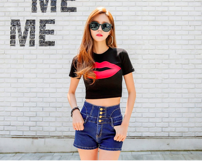 WT7143 Sexy Crop Top Black