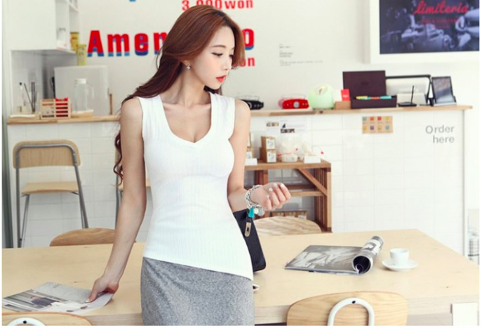WT7178 Stylish Sleeveless Top White