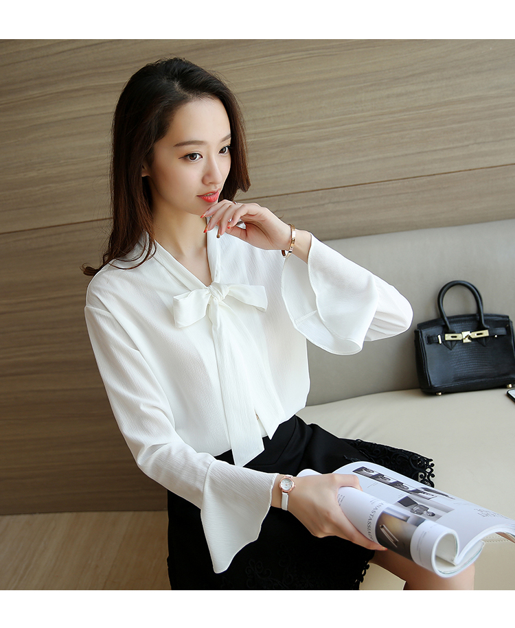 WT7285 Charming Top White