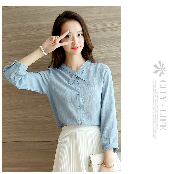 WT7286 Pretty Top Blue