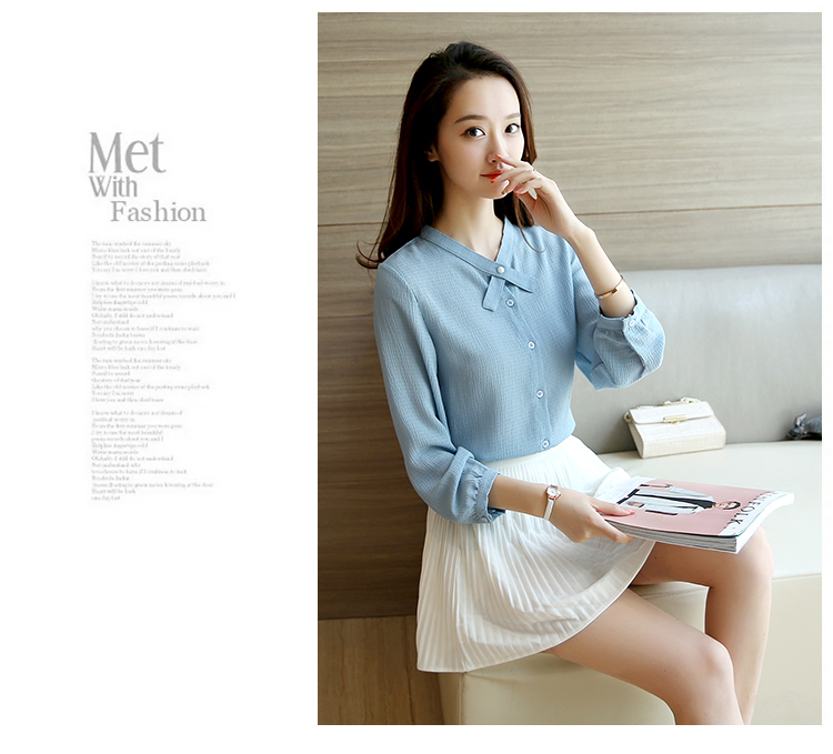 WT7286 Pretty Top Blue