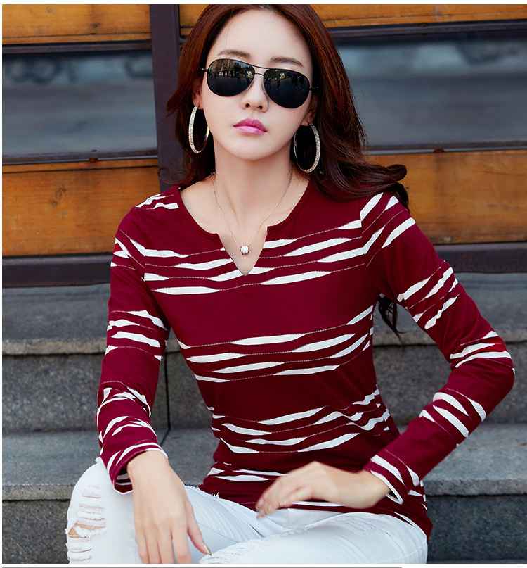 WT7338 Stylish Top Maroon