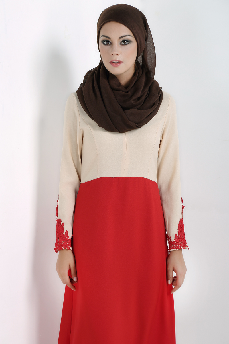 WH7376 Charming Jubah Red