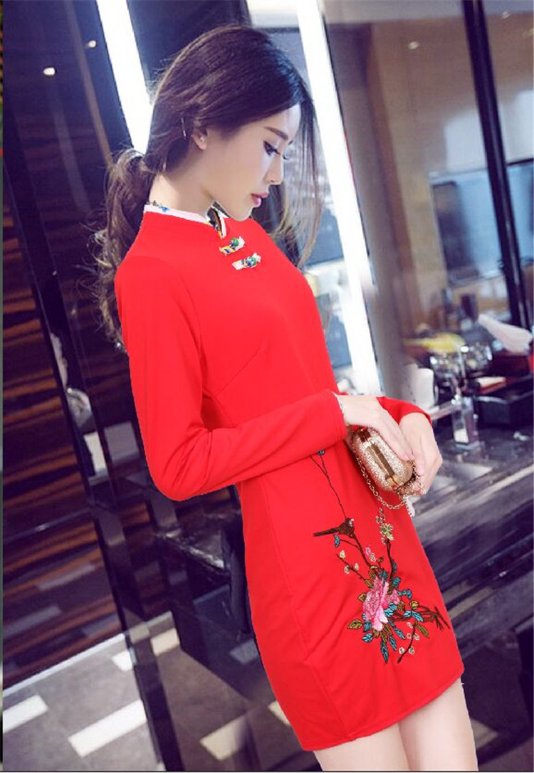 WD7481 Elegant Cheongsam Red