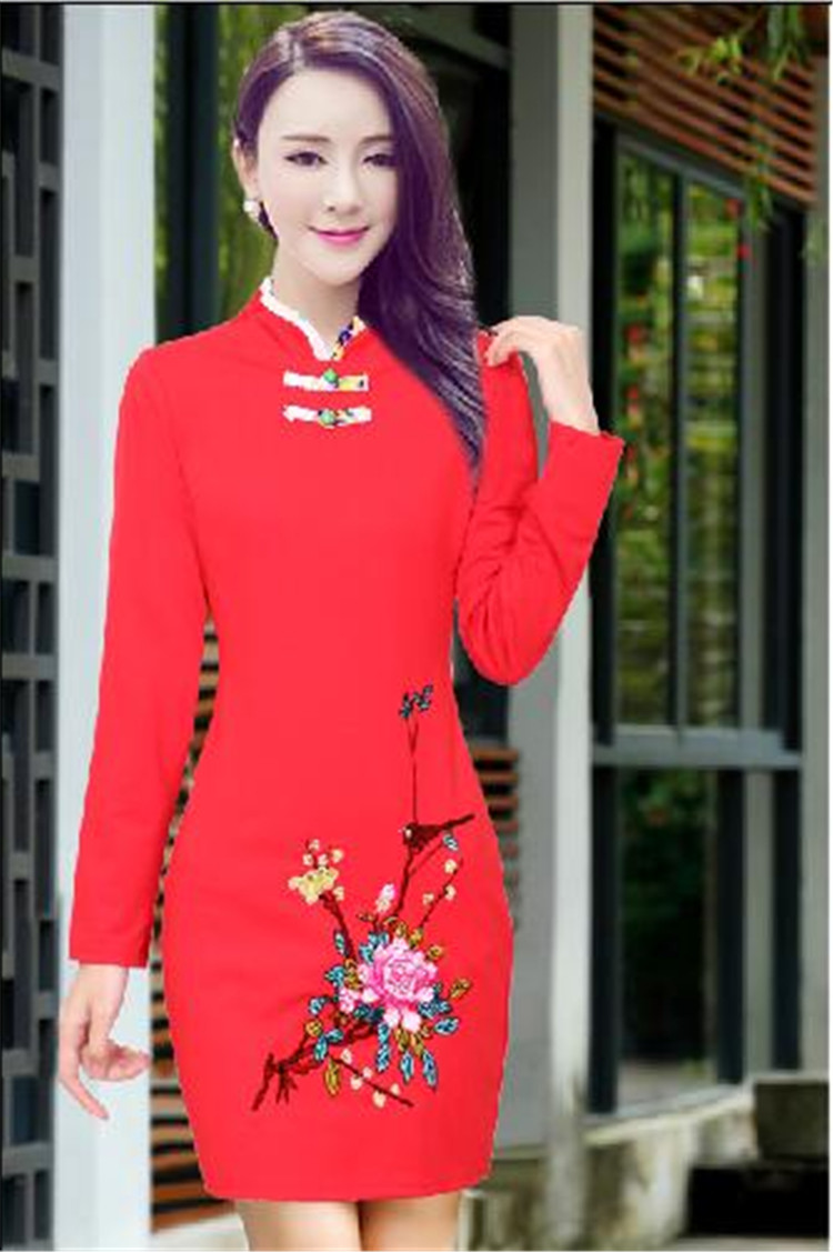 WD7481 Elegant Cheongsam Red