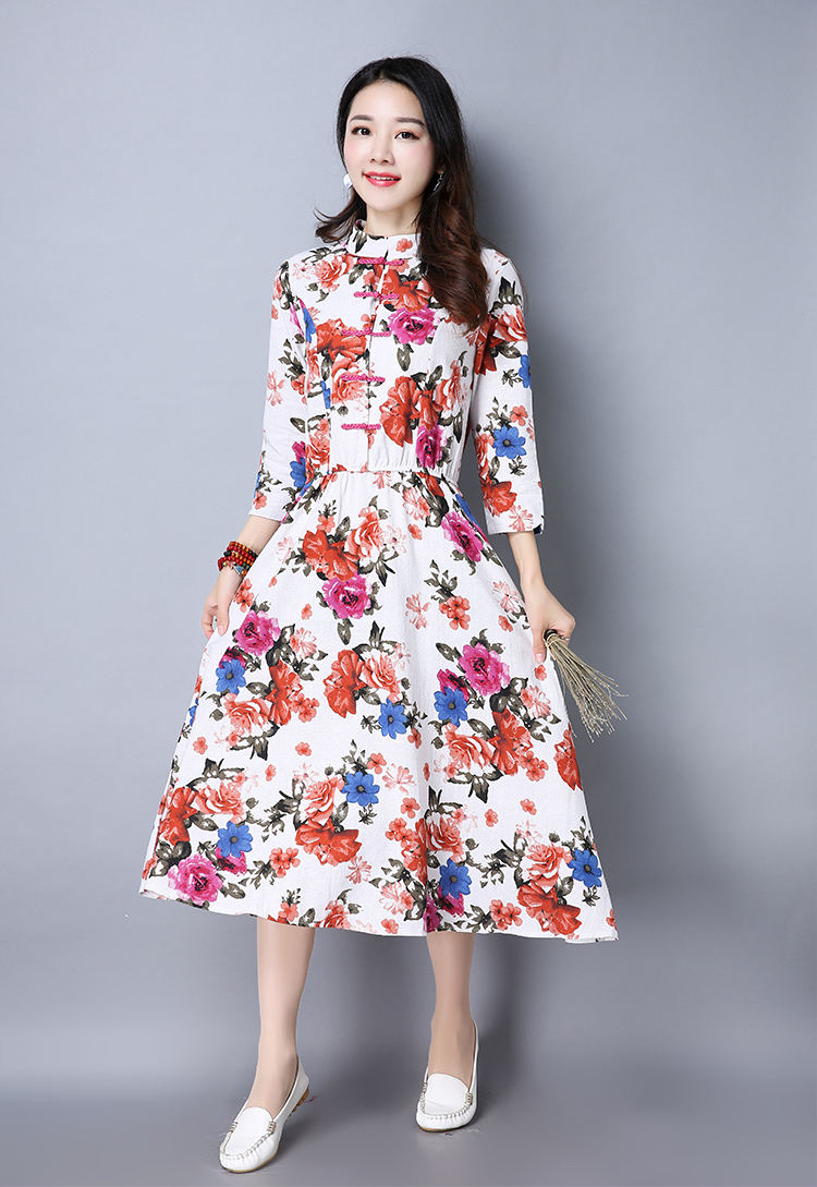 WD7496 Elegant Floral Dress White