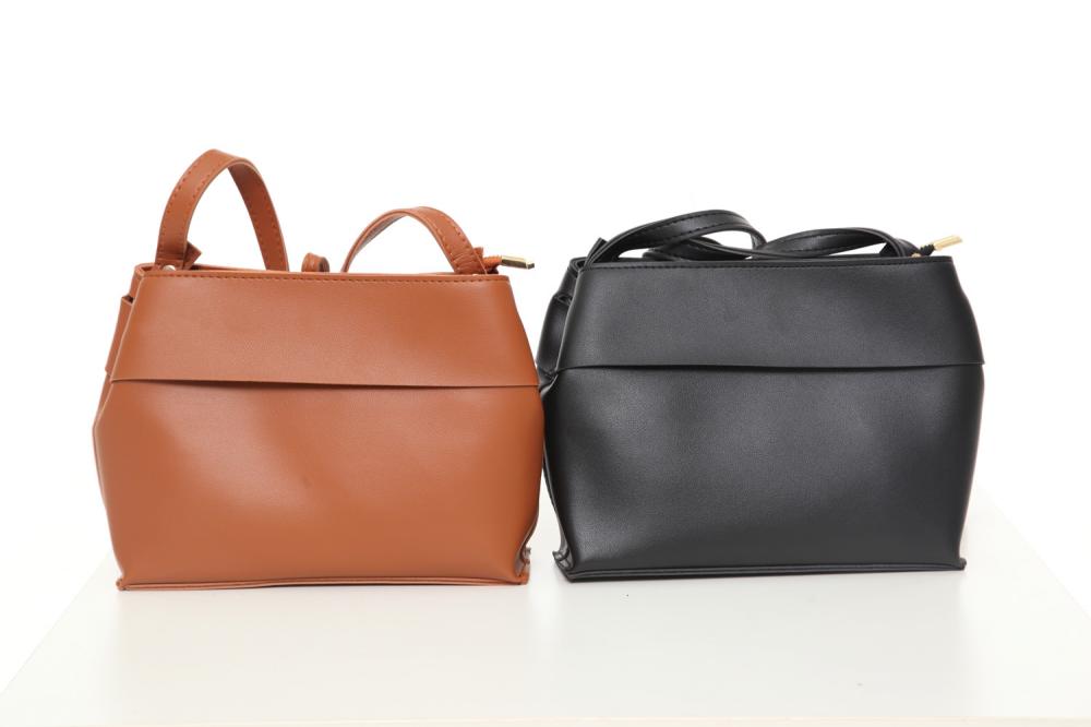 HA025 Sling Bags Brown