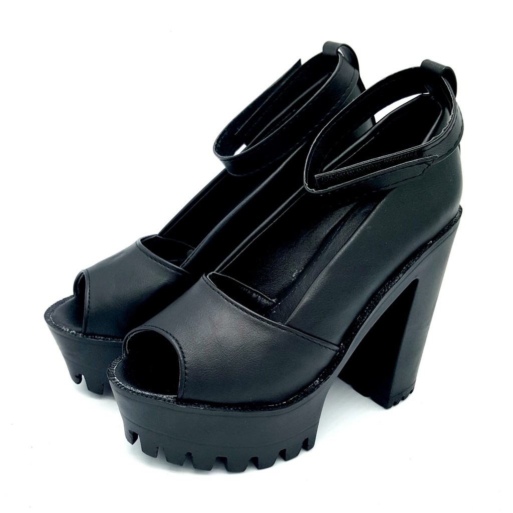 HA036 Strap Ankle Clogs Black