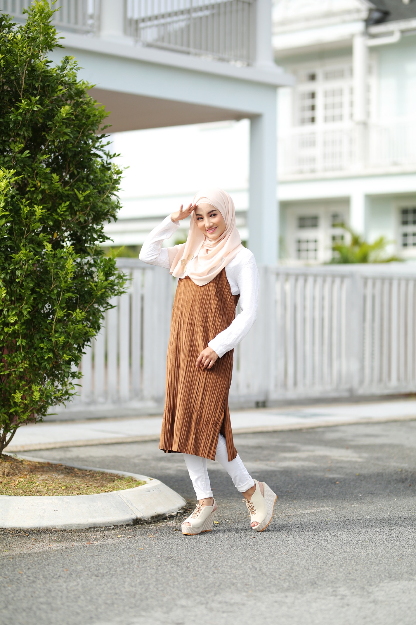 HA040 Open Toe Lace Up wedges Beige