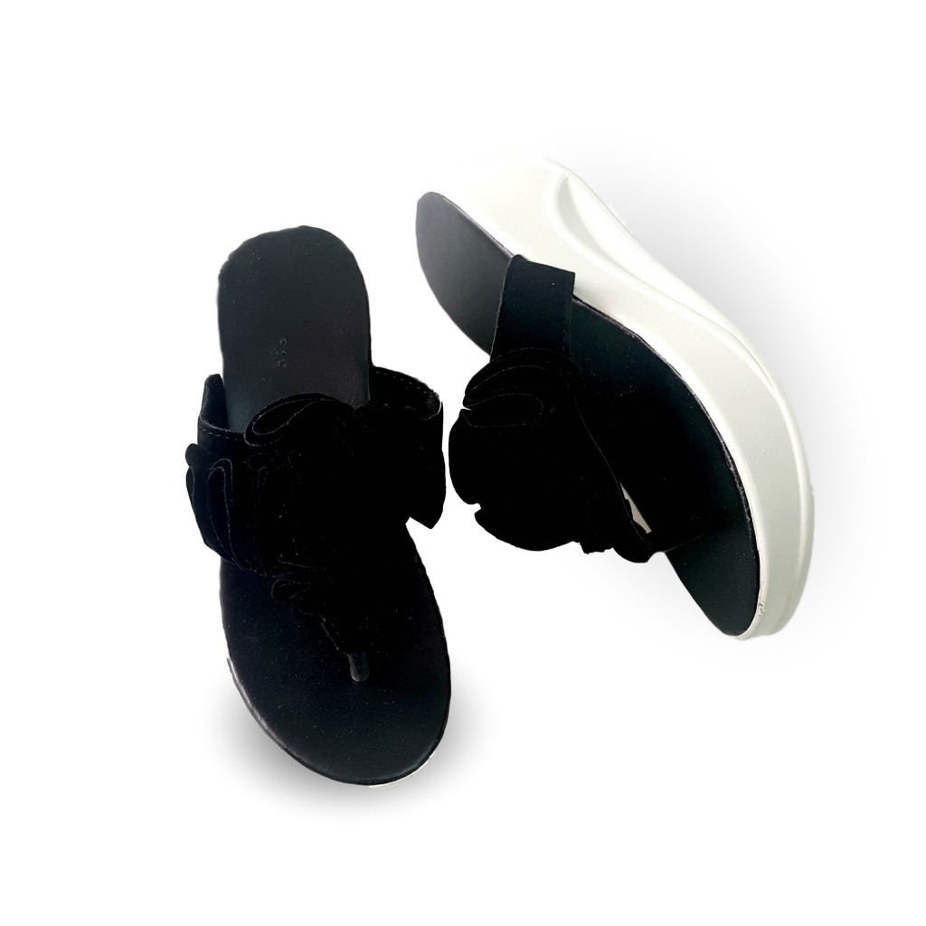 HA050 Flowerland Shoes Black