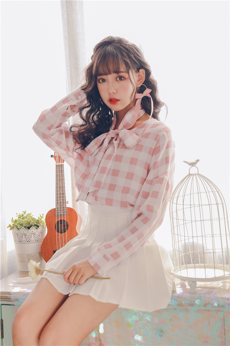 WT3835 Fashion Checker Top Pink