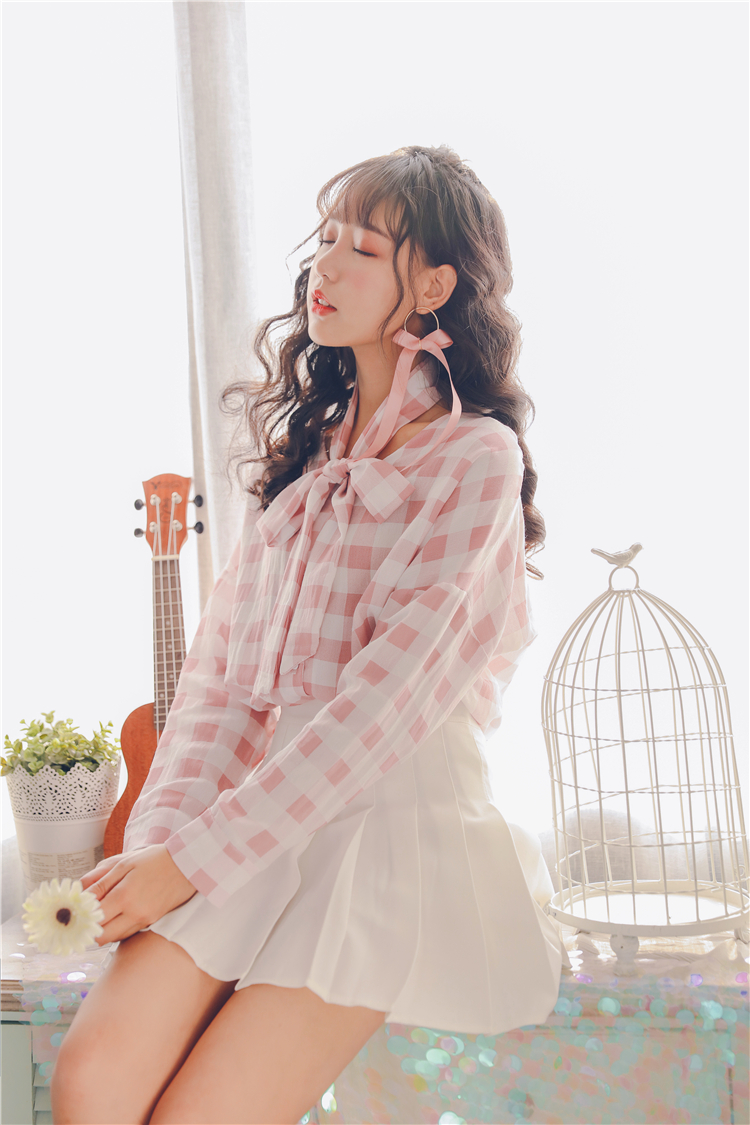 WT3835 Fashion Checker Top Pink