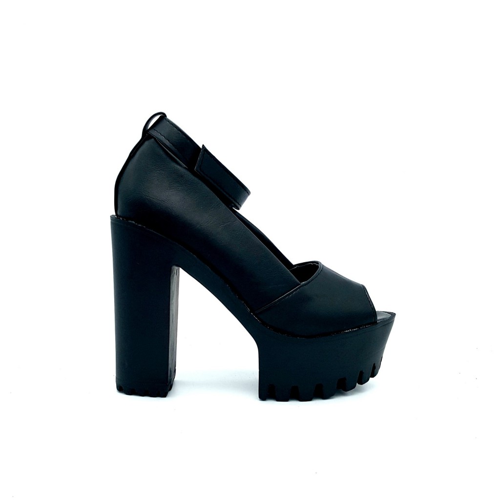 HA036 Strap Ankle Clogs Black