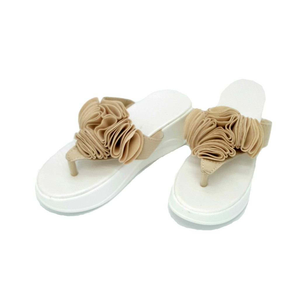 HA050 Flowerland Shoes Beige