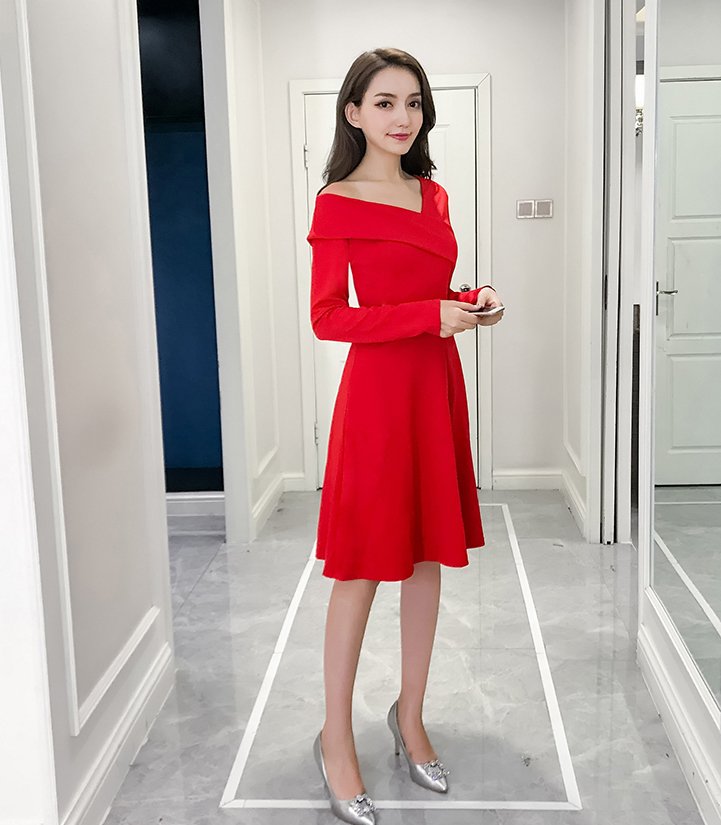 GW1875 Unique Dress Red