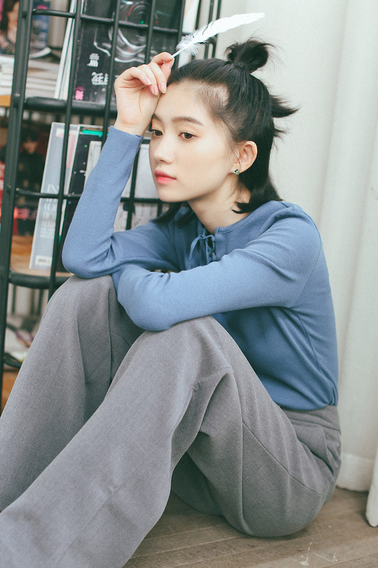 VW10845 Stylish Top Blue