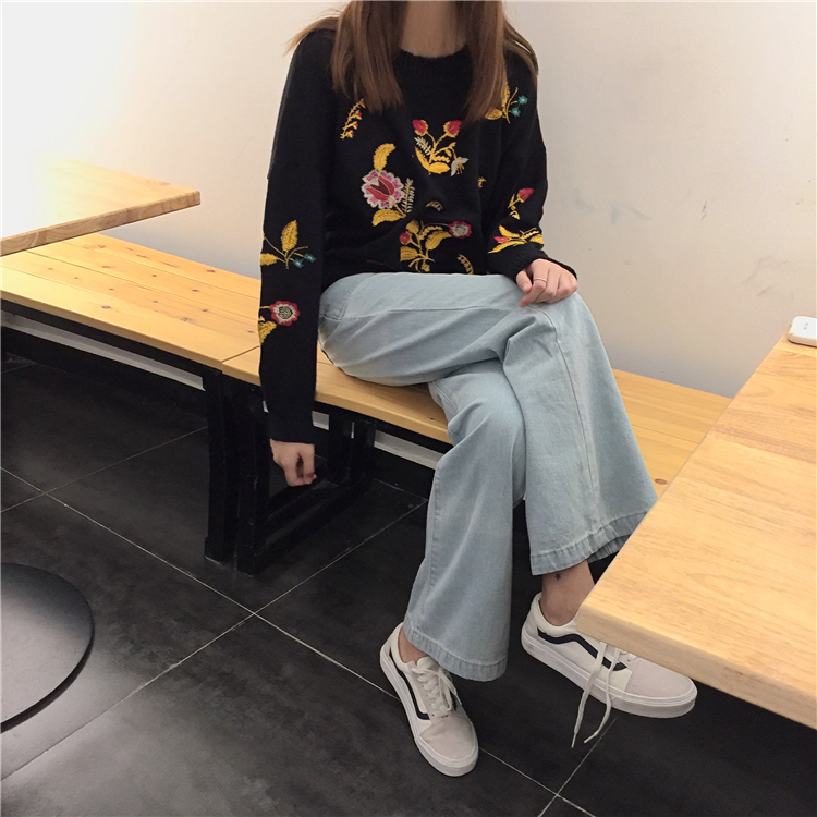 VW12006 Lovely Top Black