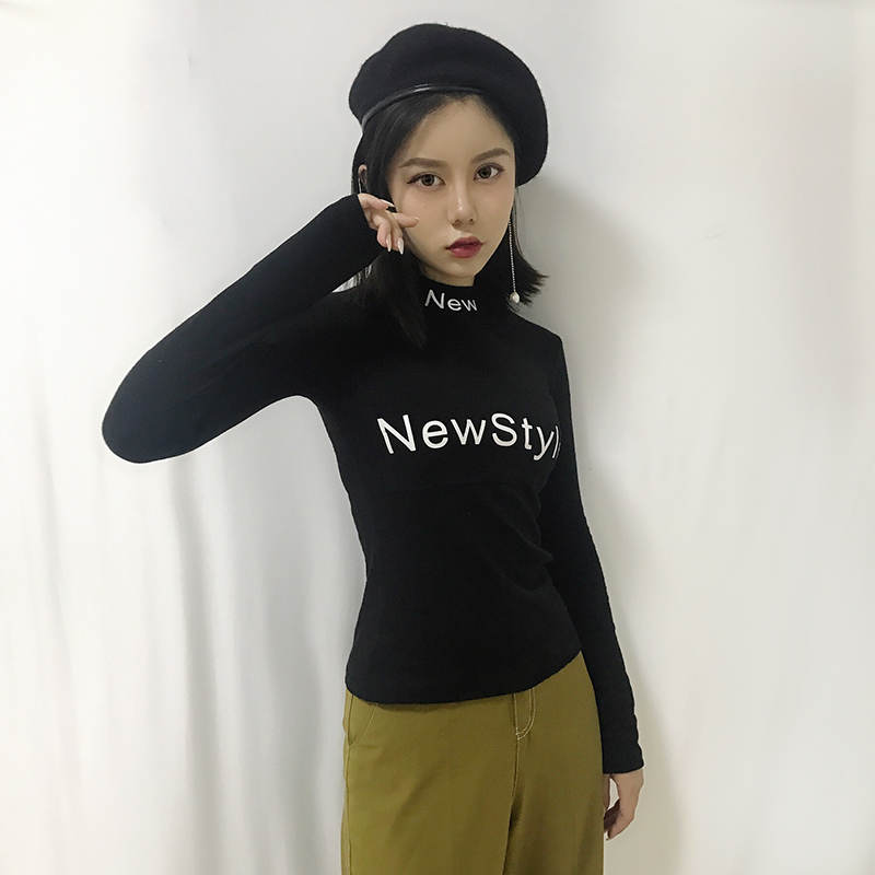 VW12101 Charming Top Black