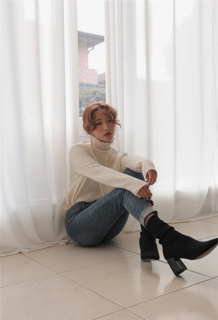 VW12106 Stylish Long Top Almond