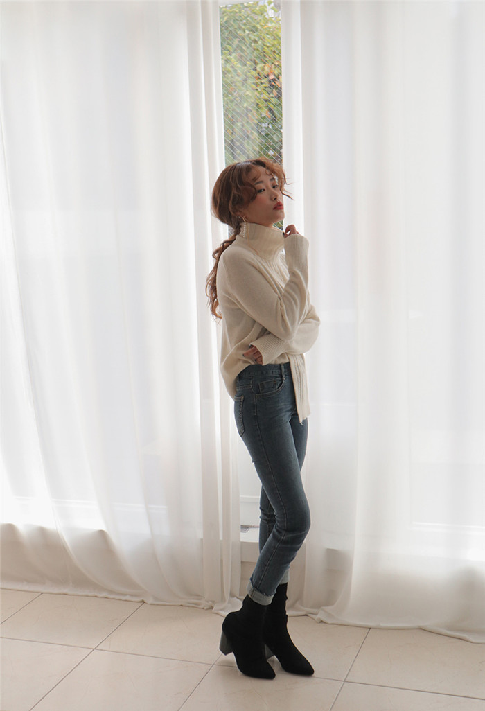 VW12106 Stylish Long Top Almond