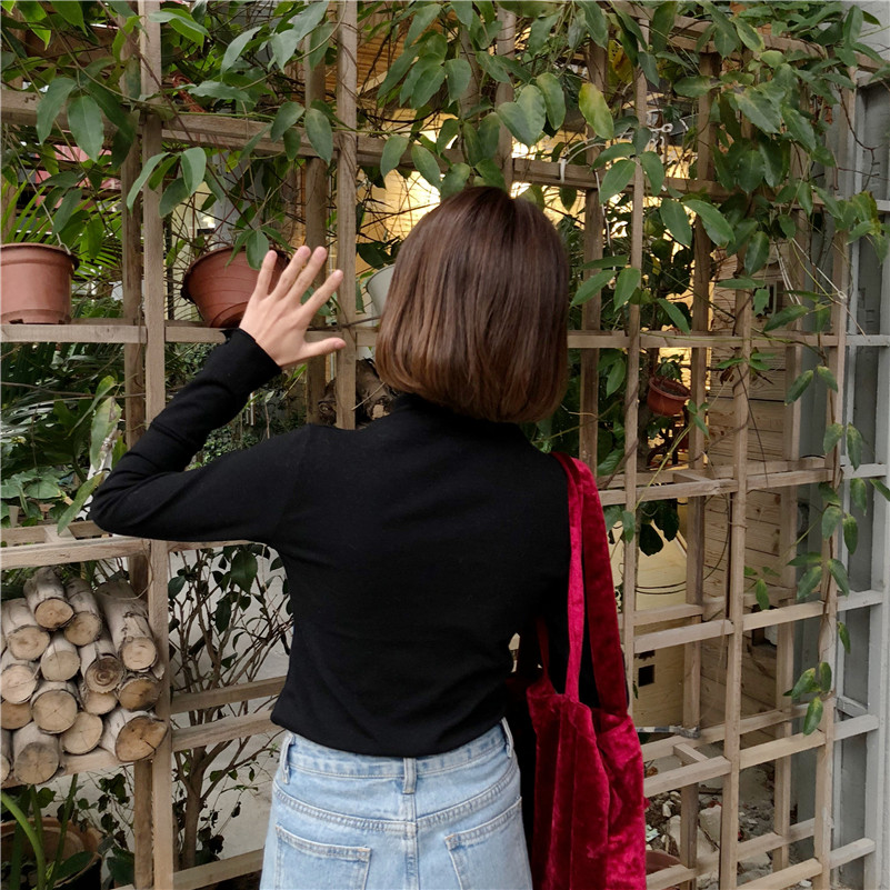 VW12131 Pretty Top Black