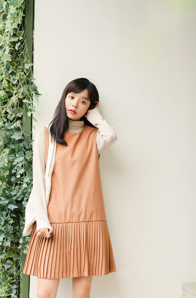 VW12150 Fashion Sleeveless Dress As Picture