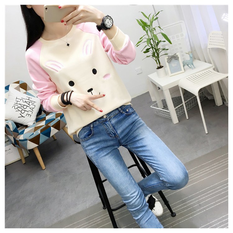 GW2058 Cute Top Almond