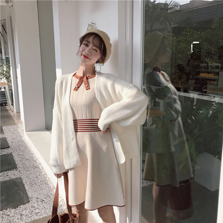 VW12185 Sweet Dress Almond