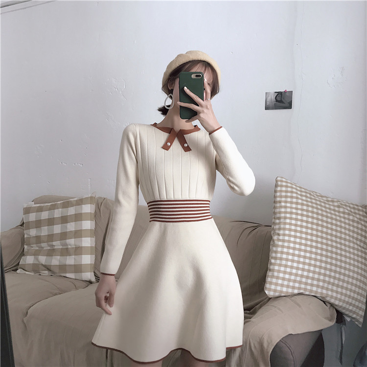 VW12185 Sweet Dress Almond