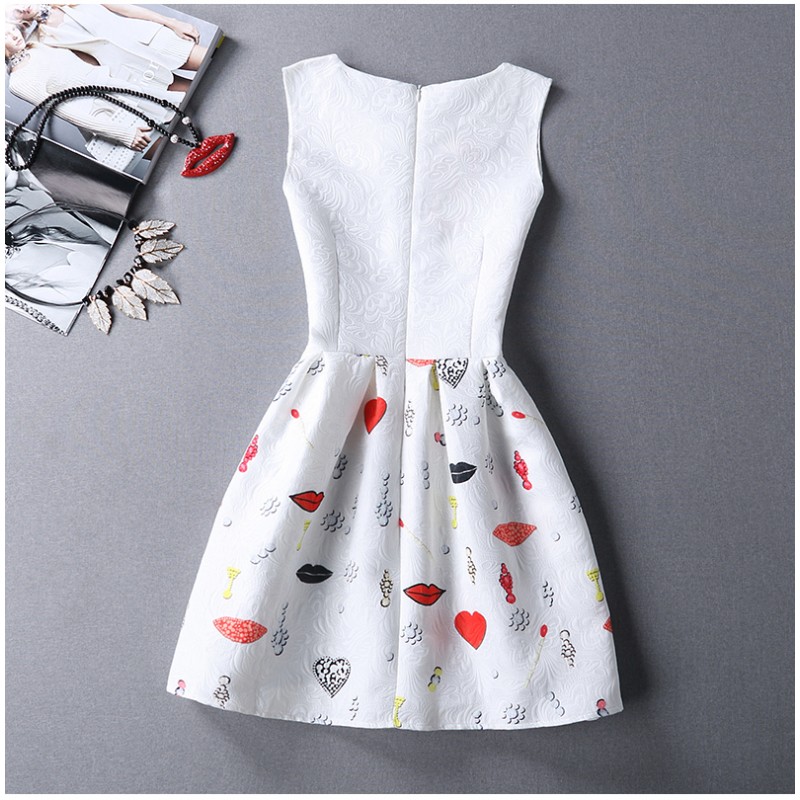 WD21028 Fashion Sleeveless Dress White