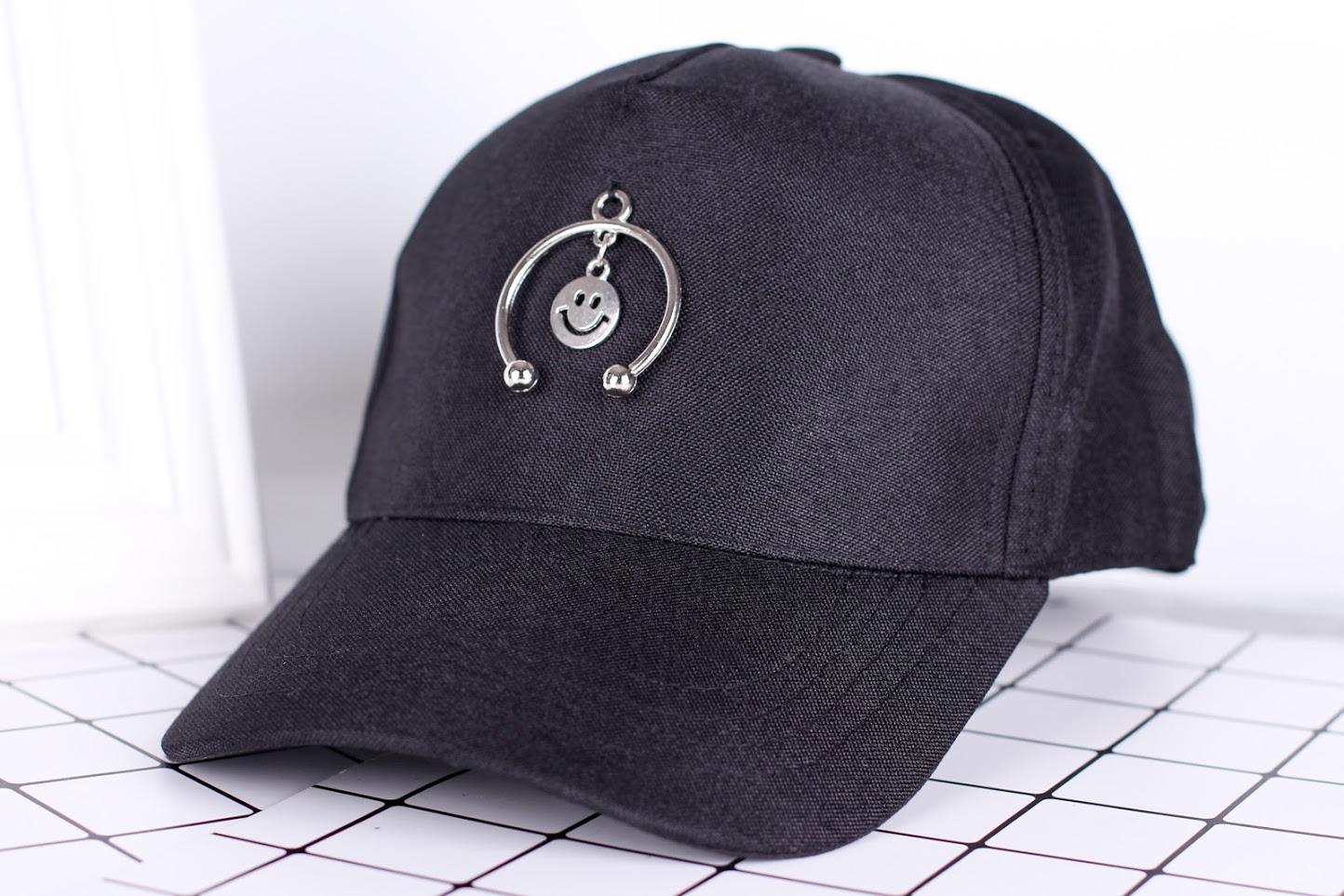 QA-319 Fashion Baseball Cap Smiley
