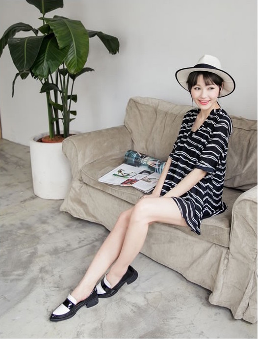 WT21052 Stylish Top Black