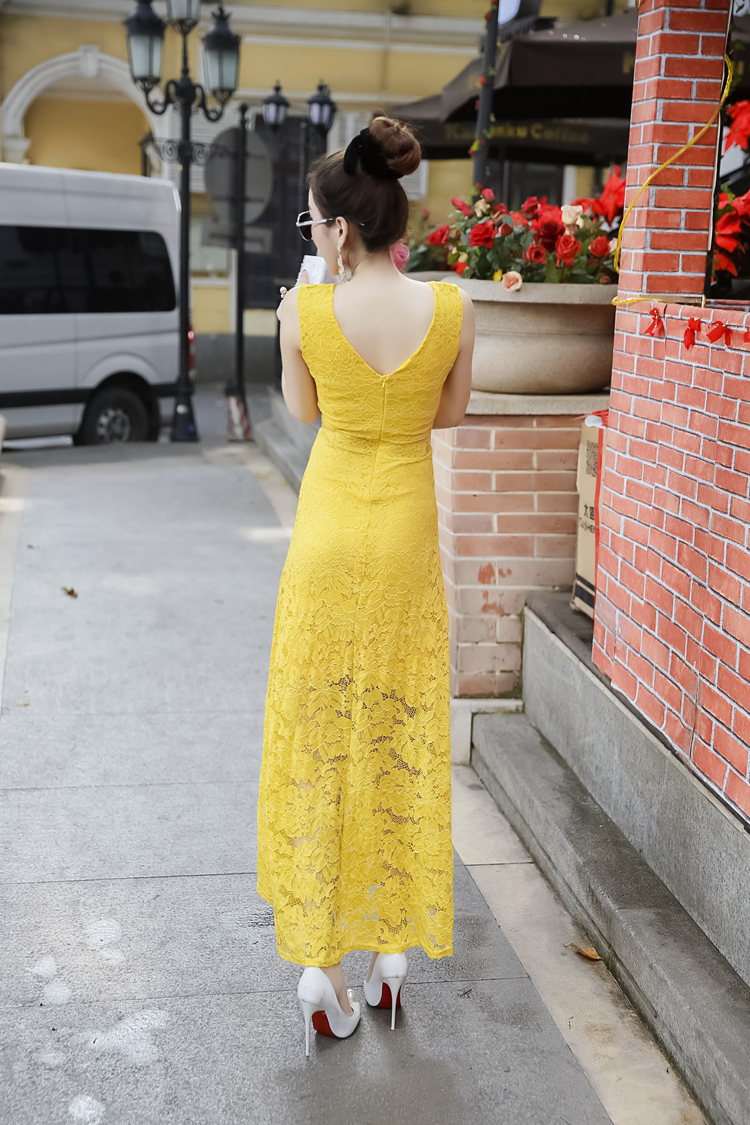 GW2191 Classic Lace Maxi Dress Yellow