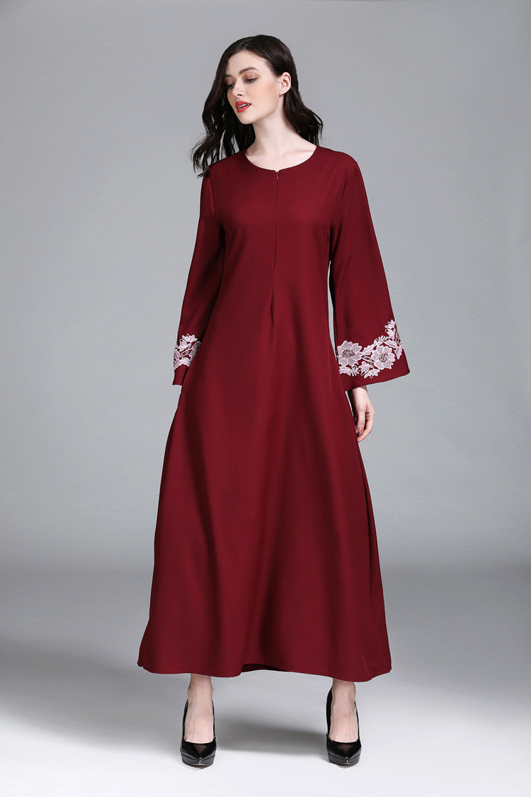 VW12241 Stylish Jubah Maroon