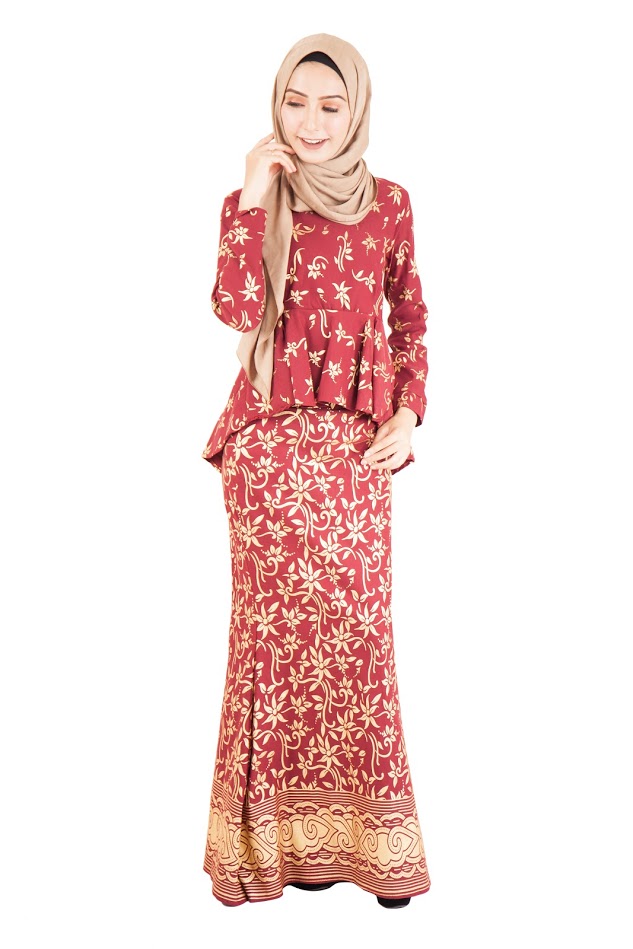 QA-389 Women Baju Kurung Songket Maroon