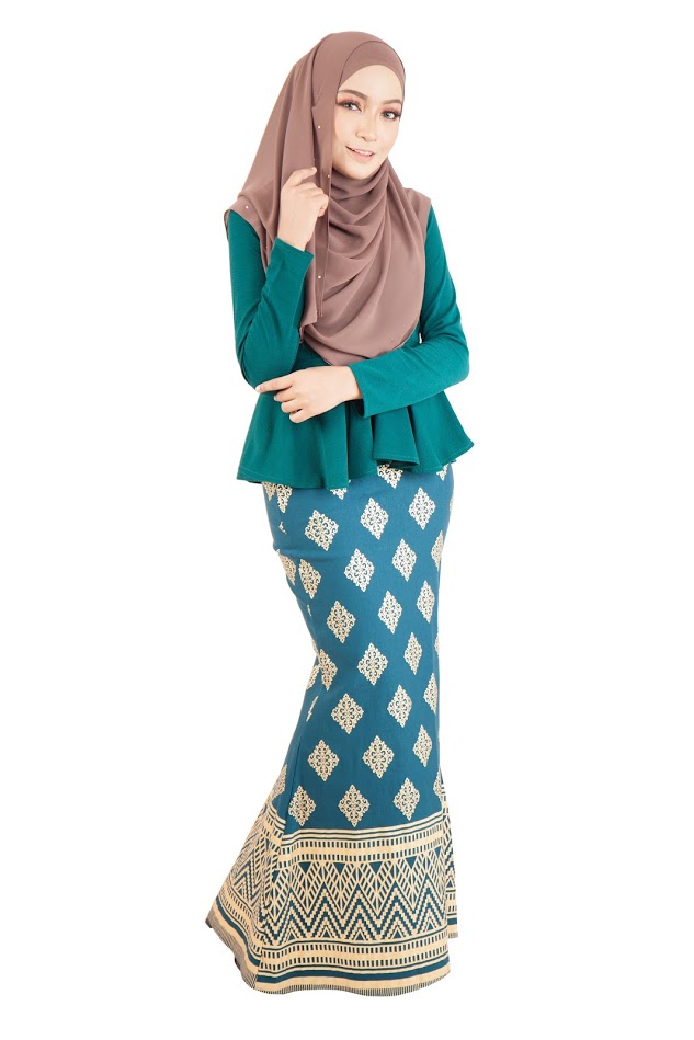 QA-390 Women Stylish Songket Baju Kurung Royal Turquoise