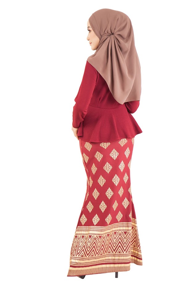 QA-390 Women Stylish Songket Baju Kurung Maroon