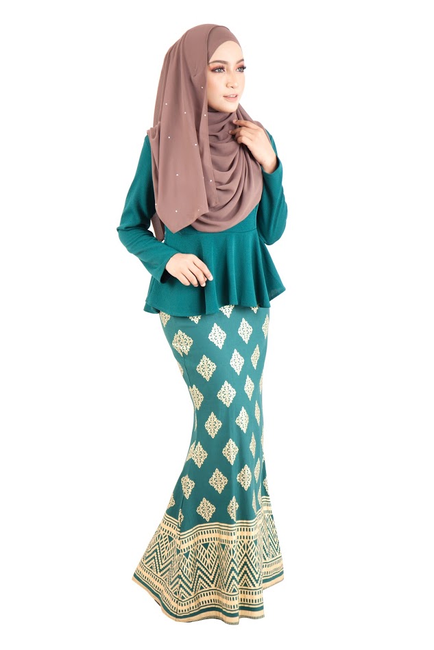 QA-390 Women Stylish Songket Baju Kurung Green