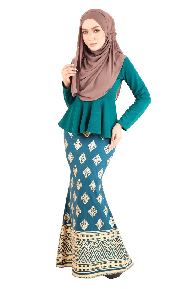 QA-390 Women Stylish Songket Baju Kurung Royal Turquoise