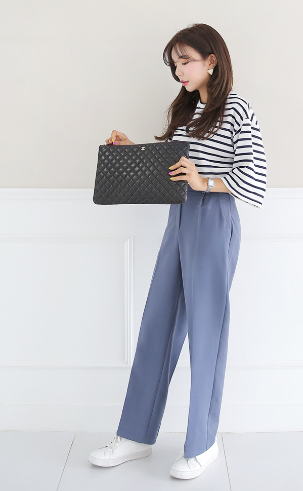 KB10090 Charming Stripe Top Black