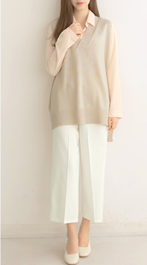 KB10105 Sleeveless Knit Top Soft Beige