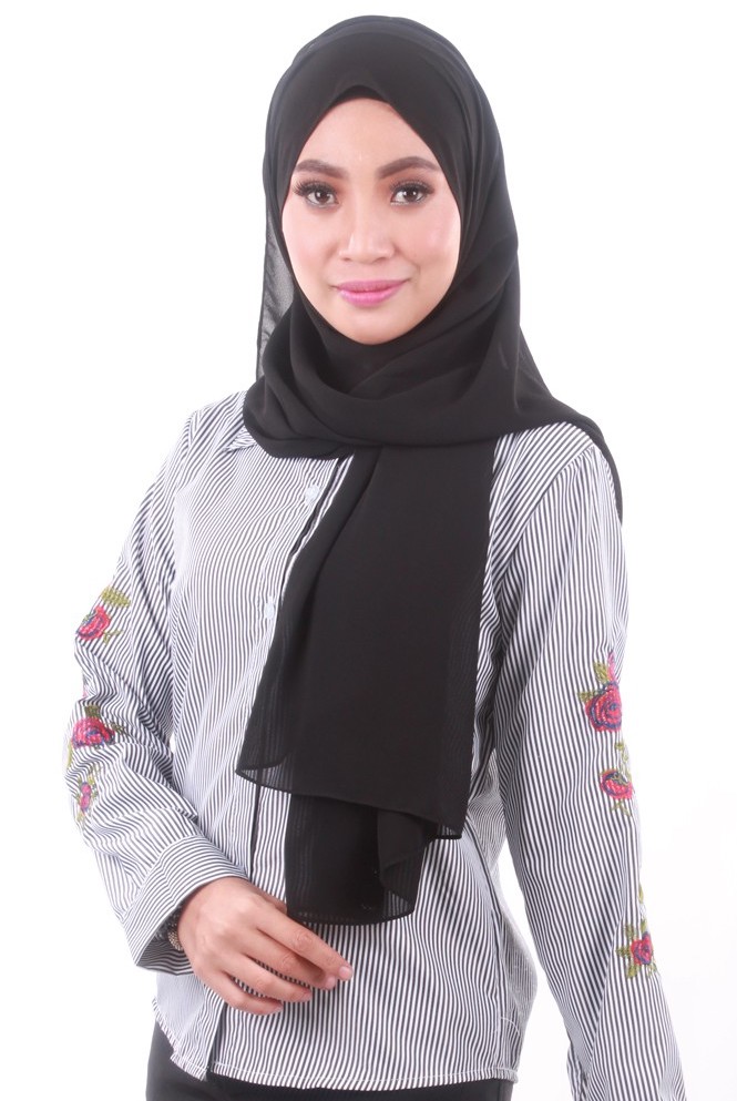 MH124 Lovely Blouse Black