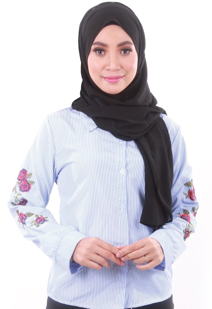 MH124 Lovely Blouse Soft Blue