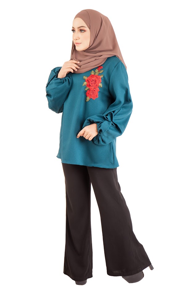 QA-398 Women Floral Embroidery Blouse Ocean Green